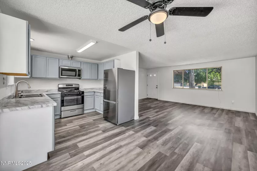 3182 Shriver, Carson City, Nevada 89701, 3 Bedrooms Bedrooms, ,2 BathroomsBathrooms,Residential,Residential,Shriver,250053056