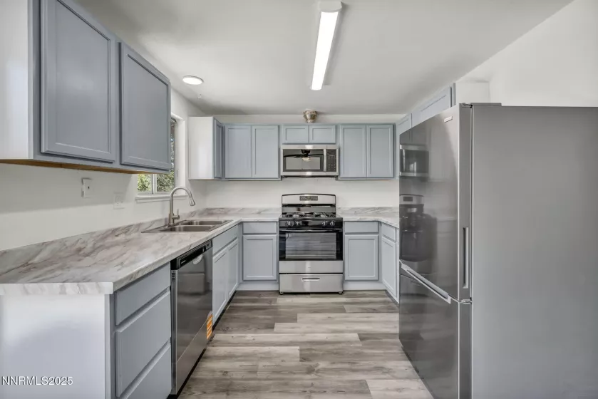 3182 Shriver, Carson City, Nevada 89701, 3 Bedrooms Bedrooms, ,2 BathroomsBathrooms,Residential,Residential,Shriver,250053056