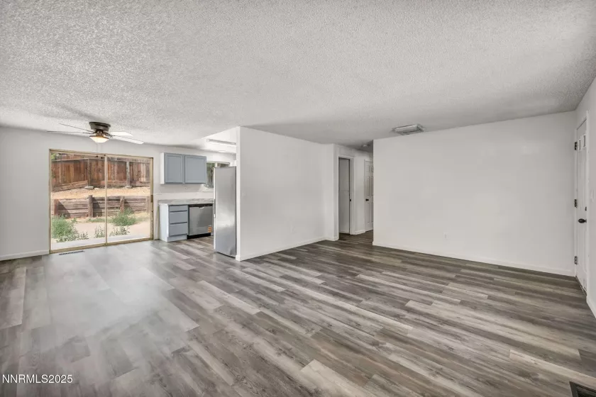 3182 Shriver, Carson City, Nevada 89701, 3 Bedrooms Bedrooms, ,2 BathroomsBathrooms,Residential,Residential,Shriver,250053056