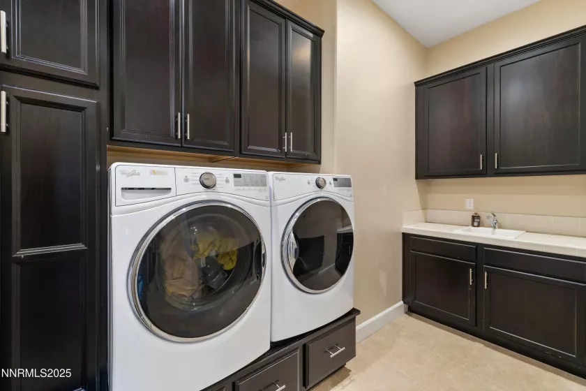 9845 Sea Breeze, Reno, Nevada 89521, 4 Bedrooms Bedrooms, ,3 BathroomsBathrooms,Residential,Residential,Sea Breeze,250050196