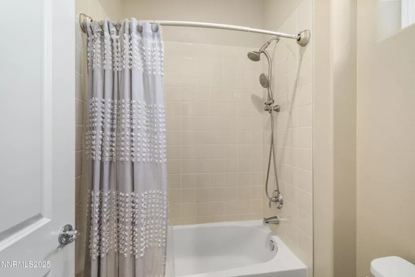 9845 Sea Breeze, Reno, Nevada 89521, 4 Bedrooms Bedrooms, ,3 BathroomsBathrooms,Residential,Residential,Sea Breeze,250050196