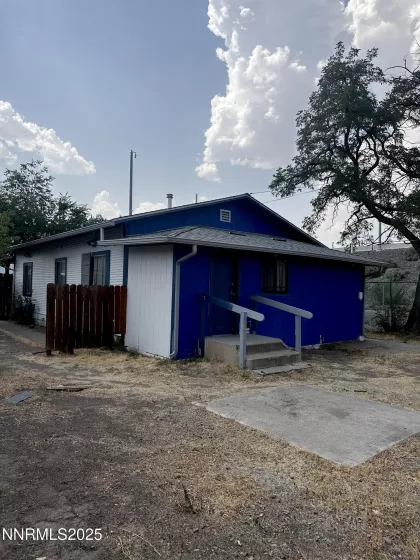 668 Spokane, Reno, Nevada 89512, 2 Bedrooms Bedrooms, ,1 BathroomBathrooms,Residential,Residential,Spokane,250053062