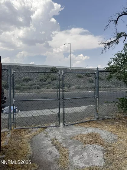 668 Spokane, Reno, Nevada 89512, 2 Bedrooms Bedrooms, ,1 BathroomBathrooms,Residential,Residential,Spokane,250053062