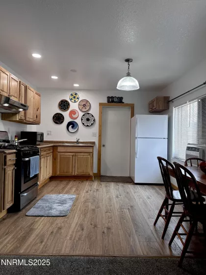 668 Spokane, Reno, Nevada 89512, 2 Bedrooms Bedrooms, ,1 BathroomBathrooms,Residential,Residential,Spokane,250053062