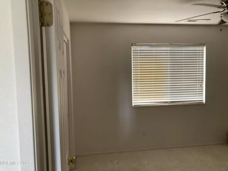 7956 White Falls, Reno, Nevada 89506, 4 Bedrooms Bedrooms, ,3 BathroomsBathrooms,Residential,Residential,White Falls,250053069