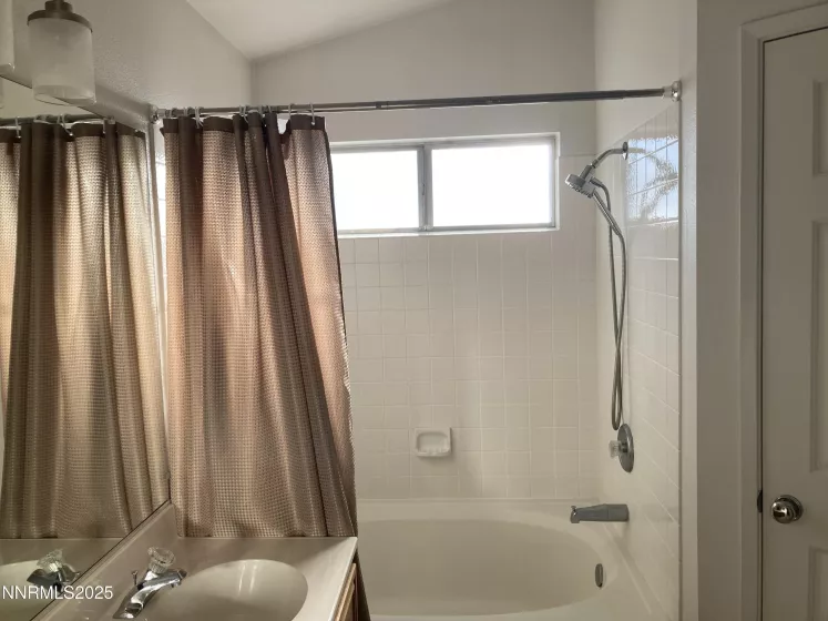 7956 White Falls, Reno, Nevada 89506, 4 Bedrooms Bedrooms, ,3 BathroomsBathrooms,Residential,Residential,White Falls,250053069