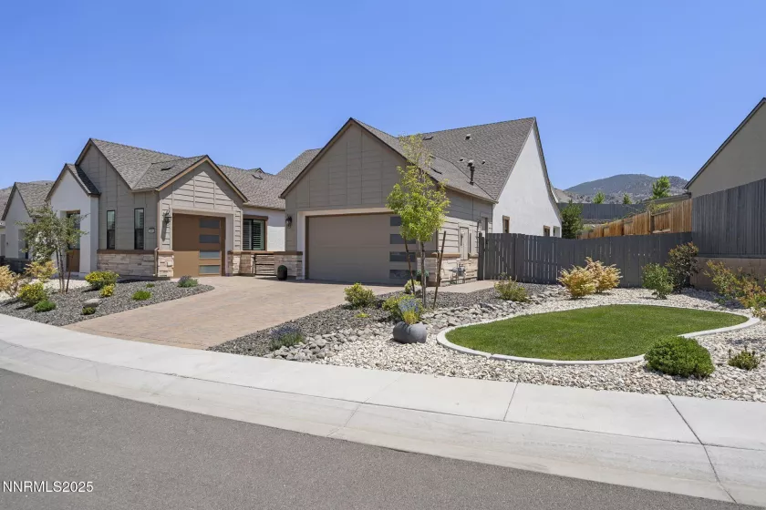 2904 Amethyst Hills, Reno, Nevada 89521, 3 Bedrooms Bedrooms, ,3 BathroomsBathrooms,Residential,Residential,Amethyst Hills,250053072