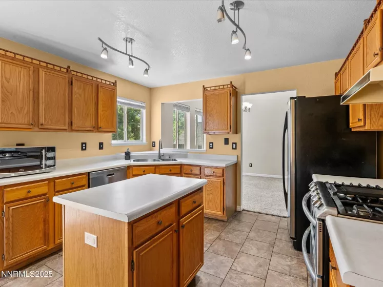 1652 Sierra Highlands, Reno, Nevada 89523, 3 Bedrooms Bedrooms, ,3 BathroomsBathrooms,Residential,Residential,Sierra Highlands,250053077