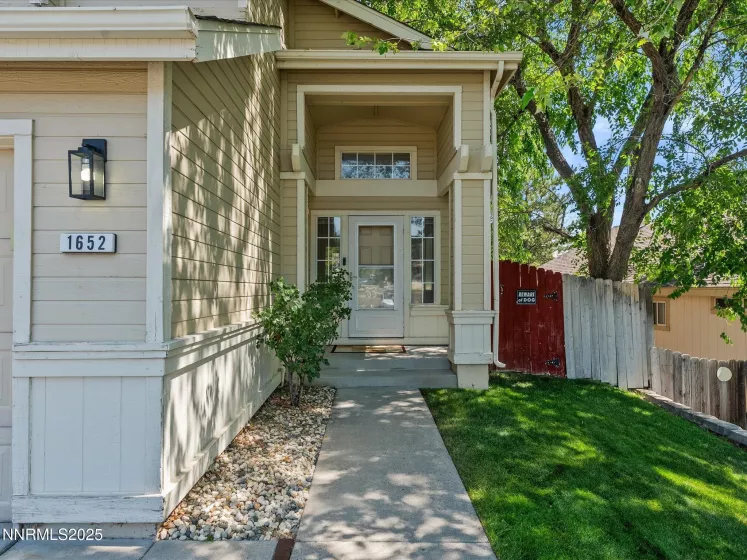 1652 Sierra Highlands, Reno, Nevada 89523, 3 Bedrooms Bedrooms, ,3 BathroomsBathrooms,Residential,Residential,Sierra Highlands,250053077