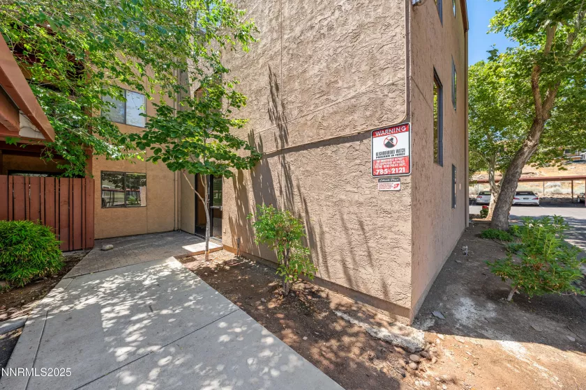 1000 Beck, Reno, Nevada 89509, ,1 BathroomBathrooms,Residential,Residential,Beck,250053083