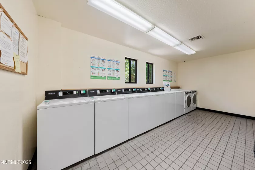1000 Beck, Reno, Nevada 89509, ,1 BathroomBathrooms,Residential,Residential,Beck,250053083