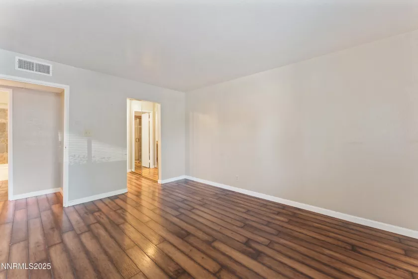 2955 Lakeside, Reno, Nevada 89509, 2 Bedrooms Bedrooms, ,2 BathroomsBathrooms,Residential,Residential,Lakeside,250053084
