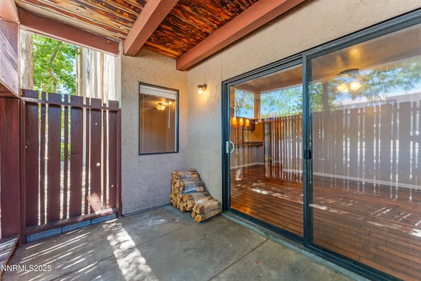 2955 Lakeside, Reno, Nevada 89509, 2 Bedrooms Bedrooms, ,2 BathroomsBathrooms,Residential,Residential,Lakeside,250053084