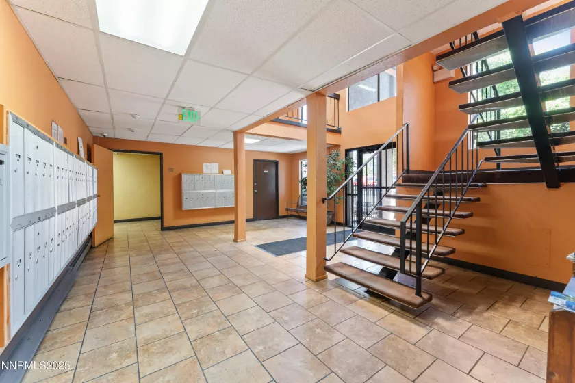 2955 Lakeside, Reno, Nevada 89509, 2 Bedrooms Bedrooms, ,2 BathroomsBathrooms,Residential,Residential,Lakeside,250053084