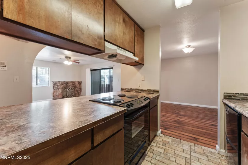 2955 Lakeside, Reno, Nevada 89509, 2 Bedrooms Bedrooms, ,2 BathroomsBathrooms,Residential,Residential,Lakeside,250053084