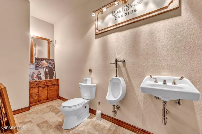 3820 Frost, Reno, Nevada 89511, 4 Bedrooms Bedrooms, ,6 BathroomsBathrooms,Residential,Residential,Frost,250053086