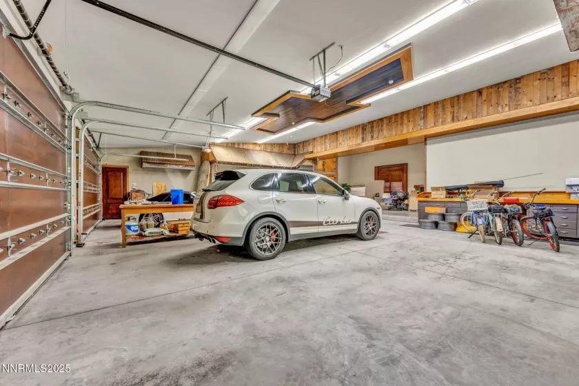 3820 Frost, Reno, Nevada 89511, 4 Bedrooms Bedrooms, ,6 BathroomsBathrooms,Residential,Residential,Frost,250053086
