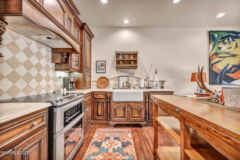 3820 Frost, Reno, Nevada 89511, 4 Bedrooms Bedrooms, ,6 BathroomsBathrooms,Residential,Residential,Frost,250053086