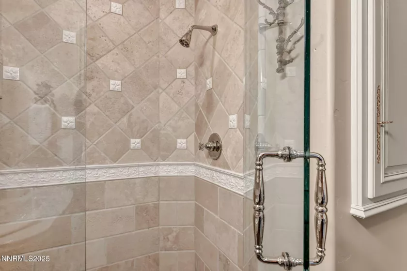 3820 Frost, Reno, Nevada 89511, 4 Bedrooms Bedrooms, ,6 BathroomsBathrooms,Residential,Residential,Frost,250053086