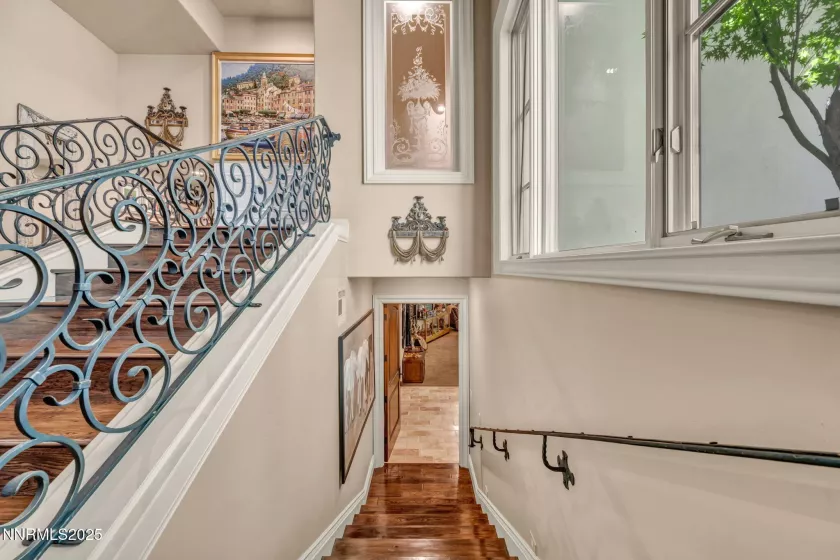 3820 Frost, Reno, Nevada 89511, 4 Bedrooms Bedrooms, ,6 BathroomsBathrooms,Residential,Residential,Frost,250053086