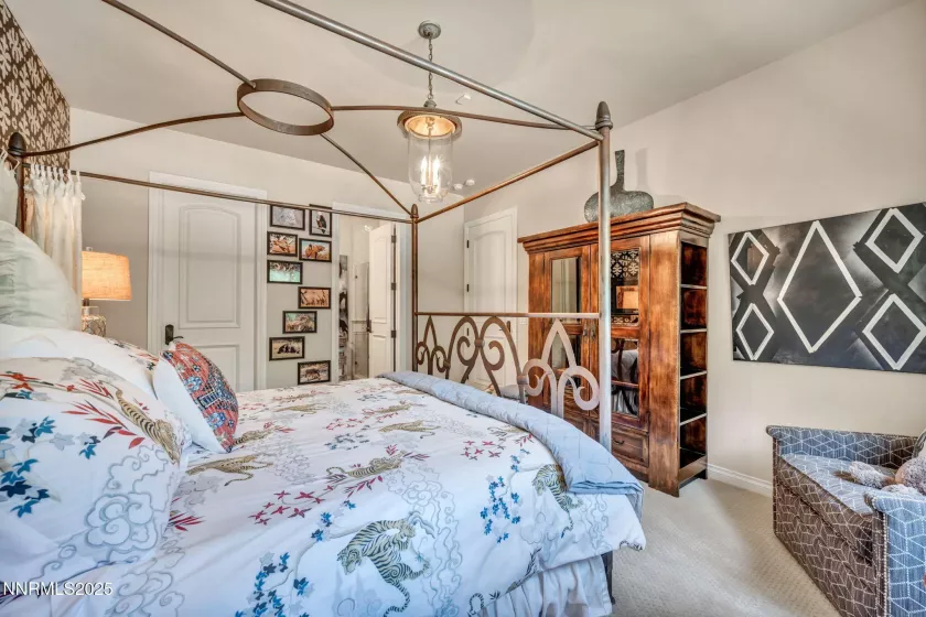 3820 Frost, Reno, Nevada 89511, 4 Bedrooms Bedrooms, ,6 BathroomsBathrooms,Residential,Residential,Frost,250053086