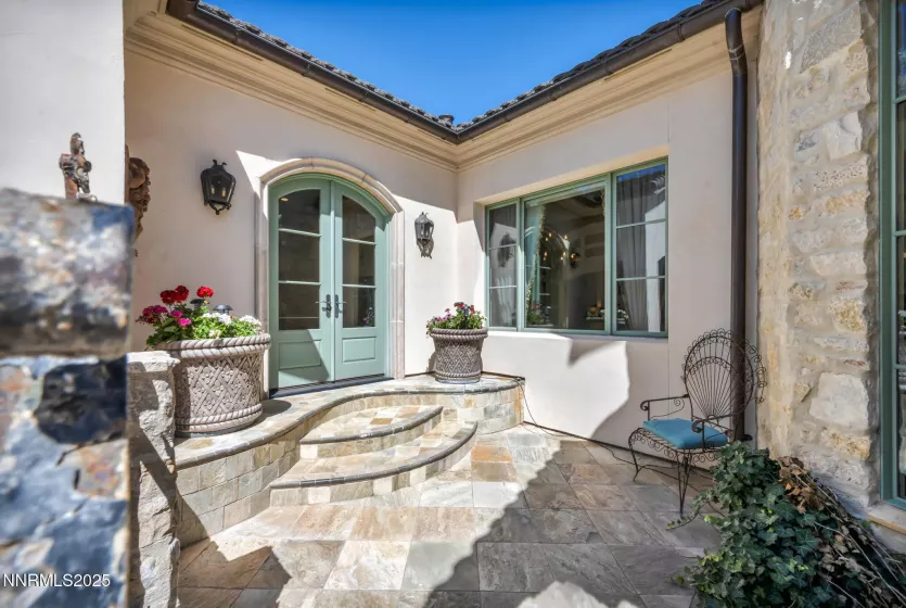3820 Frost, Reno, Nevada 89511, 4 Bedrooms Bedrooms, ,6 BathroomsBathrooms,Residential,Residential,Frost,250053086