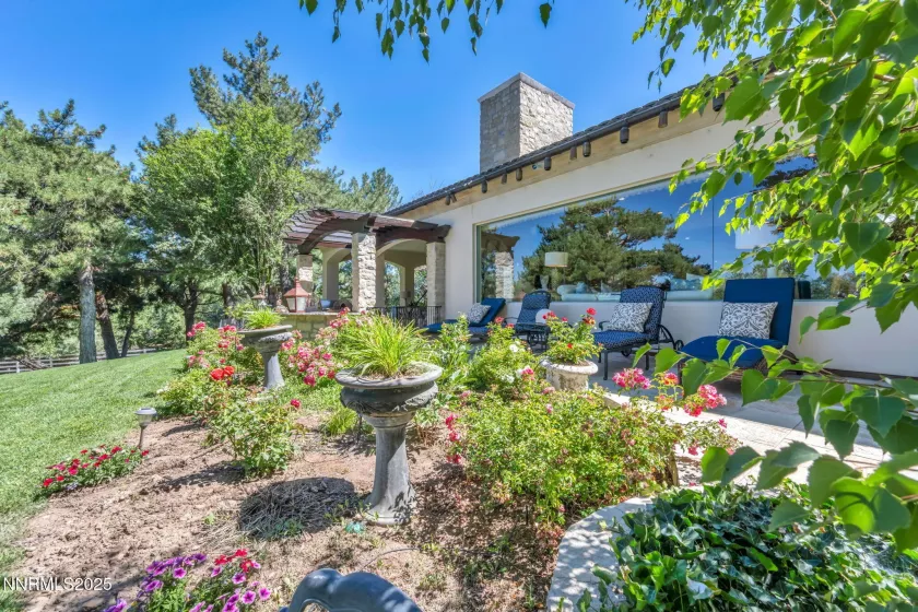 3820 Frost, Reno, Nevada 89511, 4 Bedrooms Bedrooms, ,6 BathroomsBathrooms,Residential,Residential,Frost,250053086