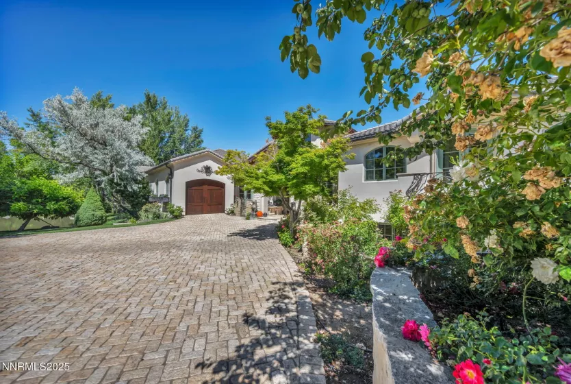 3820 Frost, Reno, Nevada 89511, 4 Bedrooms Bedrooms, ,6 BathroomsBathrooms,Residential,Residential,Frost,250053086