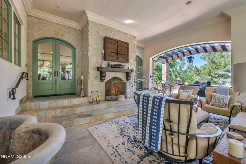 3820 Frost, Reno, Nevada 89511, 4 Bedrooms Bedrooms, ,6 BathroomsBathrooms,Residential,Residential,Frost,250053086