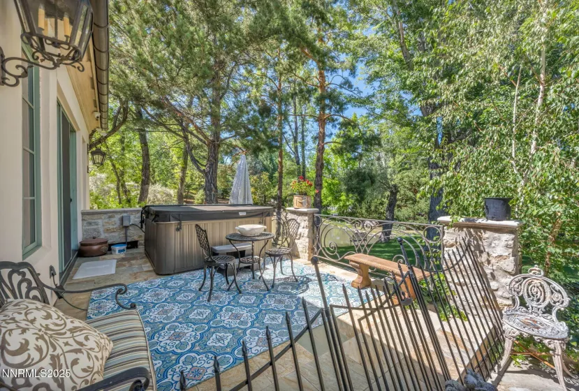 3820 Frost, Reno, Nevada 89511, 4 Bedrooms Bedrooms, ,6 BathroomsBathrooms,Residential,Residential,Frost,250053086