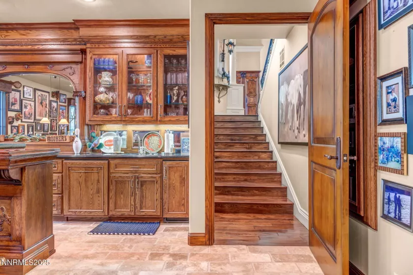 3820 Frost, Reno, Nevada 89511, 4 Bedrooms Bedrooms, ,6 BathroomsBathrooms,Residential,Residential,Frost,250053086