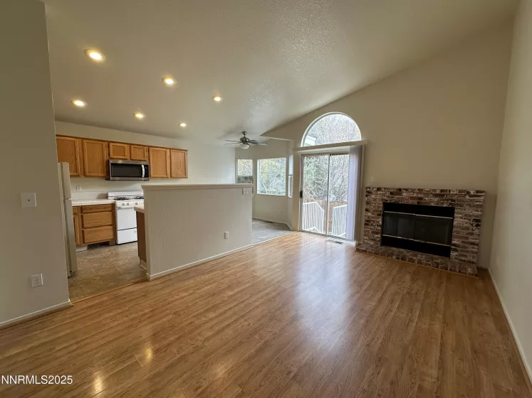 6136 Greenbrook, Reno, Nevada 89511, 4 Bedrooms Bedrooms, ,2 BathroomsBathrooms,Residential Lease,Manufactured,Greenbrook,250053090