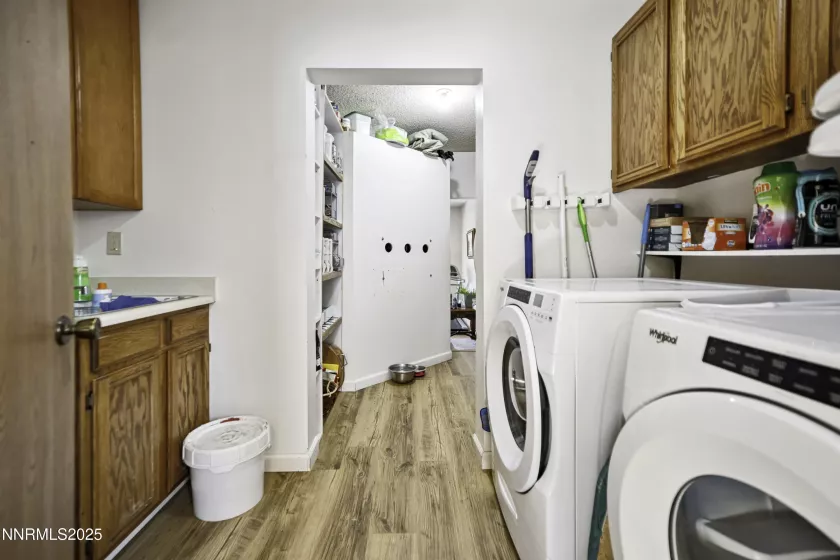 202 Summit, Winnemucca, Nevada 89445, 3 Bedrooms Bedrooms, ,2 BathroomsBathrooms,Residential,Residential,Summit,250053091