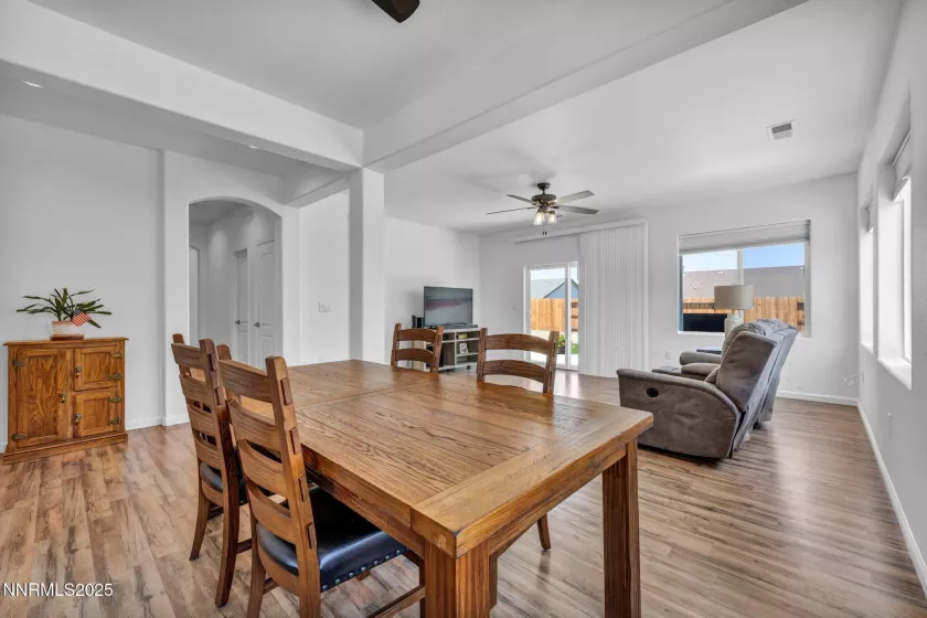 234 Red Oak, Fernley, Nevada 89408, 3 Bedrooms Bedrooms, ,2 BathroomsBathrooms,Residential,Residential,Red Oak,250053092
