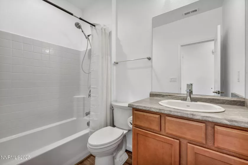 234 Red Oak, Fernley, Nevada 89408, 3 Bedrooms Bedrooms, ,2 BathroomsBathrooms,Residential,Residential,Red Oak,250053092