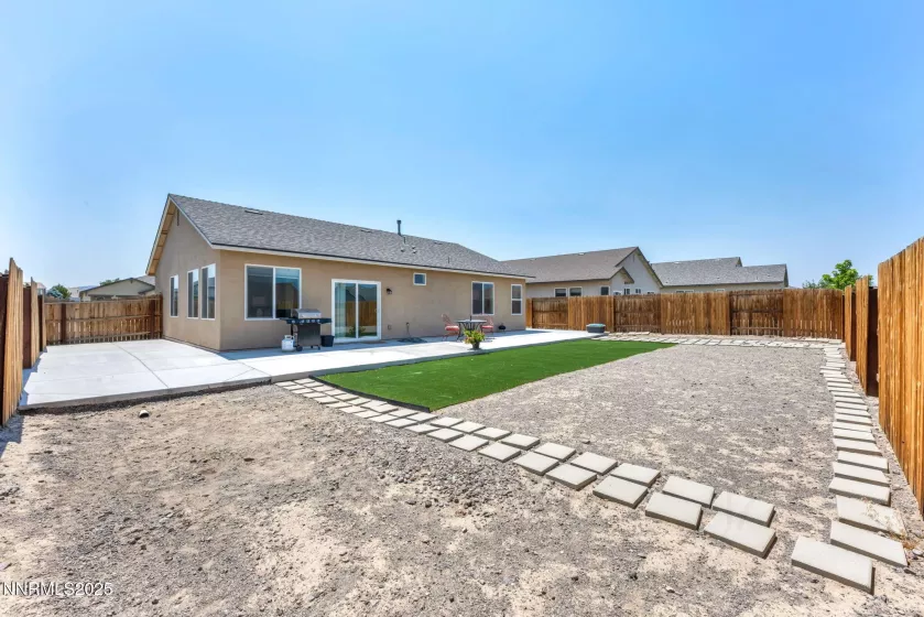 234 Red Oak, Fernley, Nevada 89408, 3 Bedrooms Bedrooms, ,2 BathroomsBathrooms,Residential,Residential,Red Oak,250053092