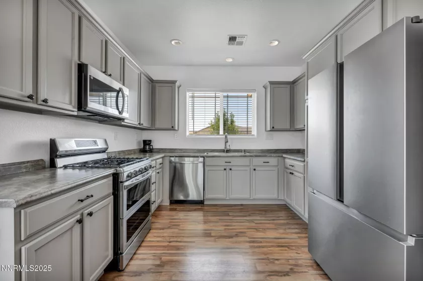 234 Red Oak, Fernley, Nevada 89408, 3 Bedrooms Bedrooms, ,2 BathroomsBathrooms,Residential,Residential,Red Oak,250053092
