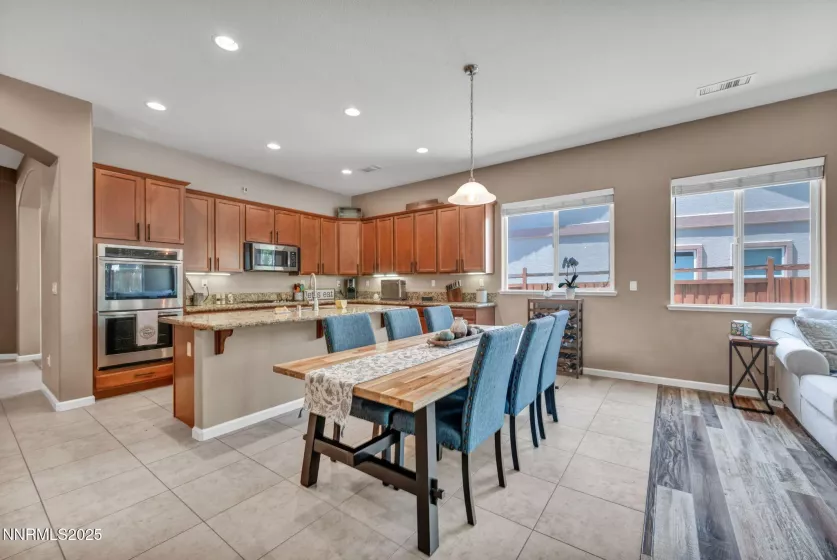 4080 Big Bang, Sparks, Nevada 89436, 4 Bedrooms Bedrooms, ,3 BathroomsBathrooms,Residential,Residential,Big Bang,250053093