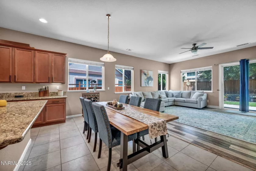 4080 Big Bang, Sparks, Nevada 89436, 4 Bedrooms Bedrooms, ,3 BathroomsBathrooms,Residential,Residential,Big Bang,250053093