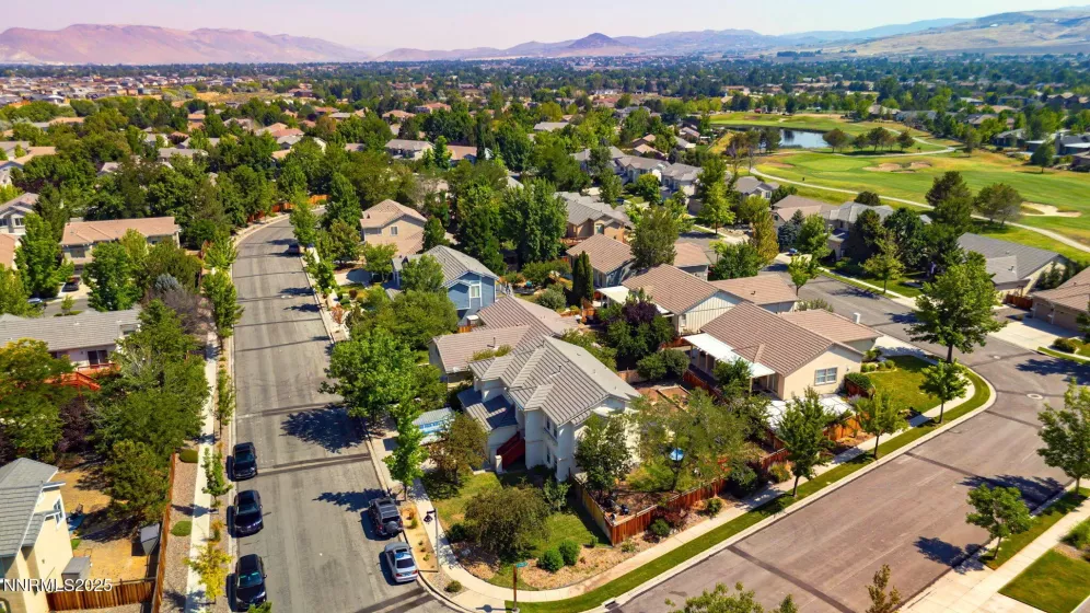 7302 Little Easy, Sparks, Nevada 89436, 4 Bedrooms Bedrooms, ,3 BathroomsBathrooms,Residential,Residential,Little Easy,250053094