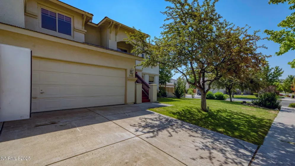 7302 Little Easy, Sparks, Nevada 89436, 4 Bedrooms Bedrooms, ,3 BathroomsBathrooms,Residential,Residential,Little Easy,250053094