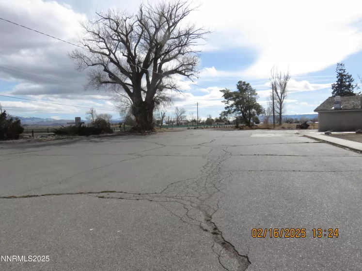 111 NV-208, Yerington, Nevada 89447, ,Commercial Sale,Residential,NV-208,250053096