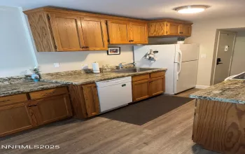 1535 Delucchi, Reno, Nevada 89502, 2 Bedrooms Bedrooms, ,1 BathroomBathrooms,Residential,Residential,Delucchi,250053099