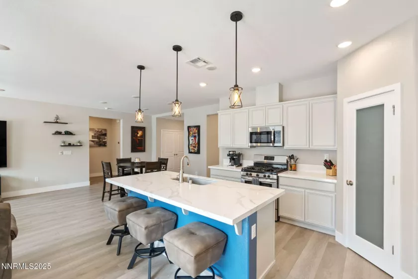 32 Stellar, Carson City, Nevada 89705, 4 Bedrooms Bedrooms, ,3 BathroomsBathrooms,Residential,Residential,Stellar,250053097