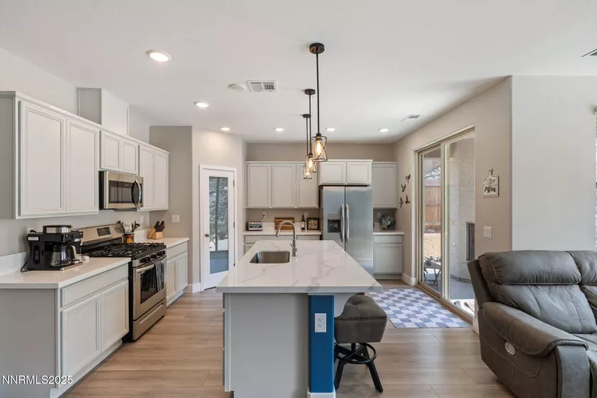 32 Stellar, Carson City, Nevada 89705, 4 Bedrooms Bedrooms, ,3 BathroomsBathrooms,Residential,Residential,Stellar,250053097