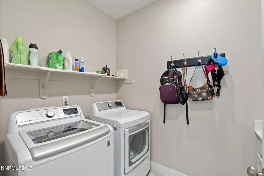 32 Stellar, Carson City, Nevada 89705, 4 Bedrooms Bedrooms, ,3 BathroomsBathrooms,Residential,Residential,Stellar,250053097