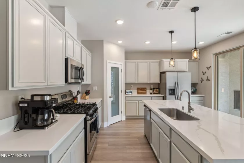 32 Stellar, Carson City, Nevada 89705, 4 Bedrooms Bedrooms, ,3 BathroomsBathrooms,Residential,Residential,Stellar,250053097