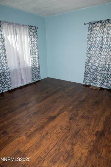 406 5th, Winnemucca, Nevada 89445, 5 Bedrooms Bedrooms, ,2 BathroomsBathrooms,Residential,Residential,5th,250053098