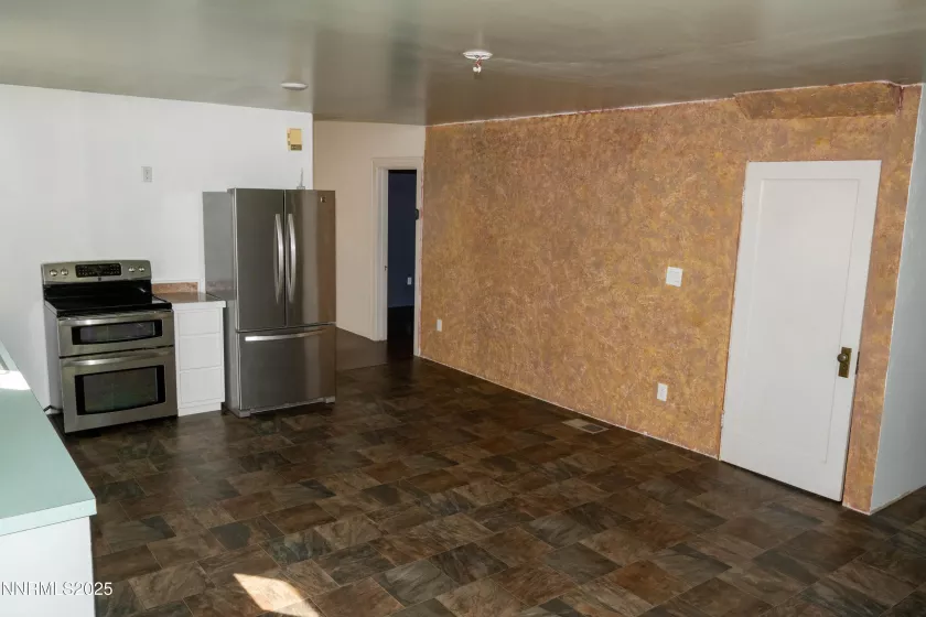 406 5th, Winnemucca, Nevada 89445, 5 Bedrooms Bedrooms, ,2 BathroomsBathrooms,Residential,Residential,5th,250053098