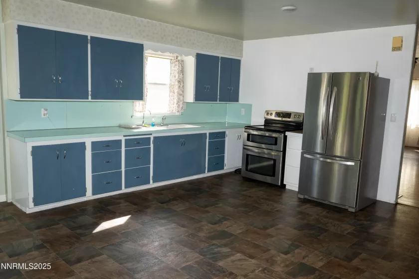 406 5th, Winnemucca, Nevada 89445, 5 Bedrooms Bedrooms, ,2 BathroomsBathrooms,Residential,Residential,5th,250053098
